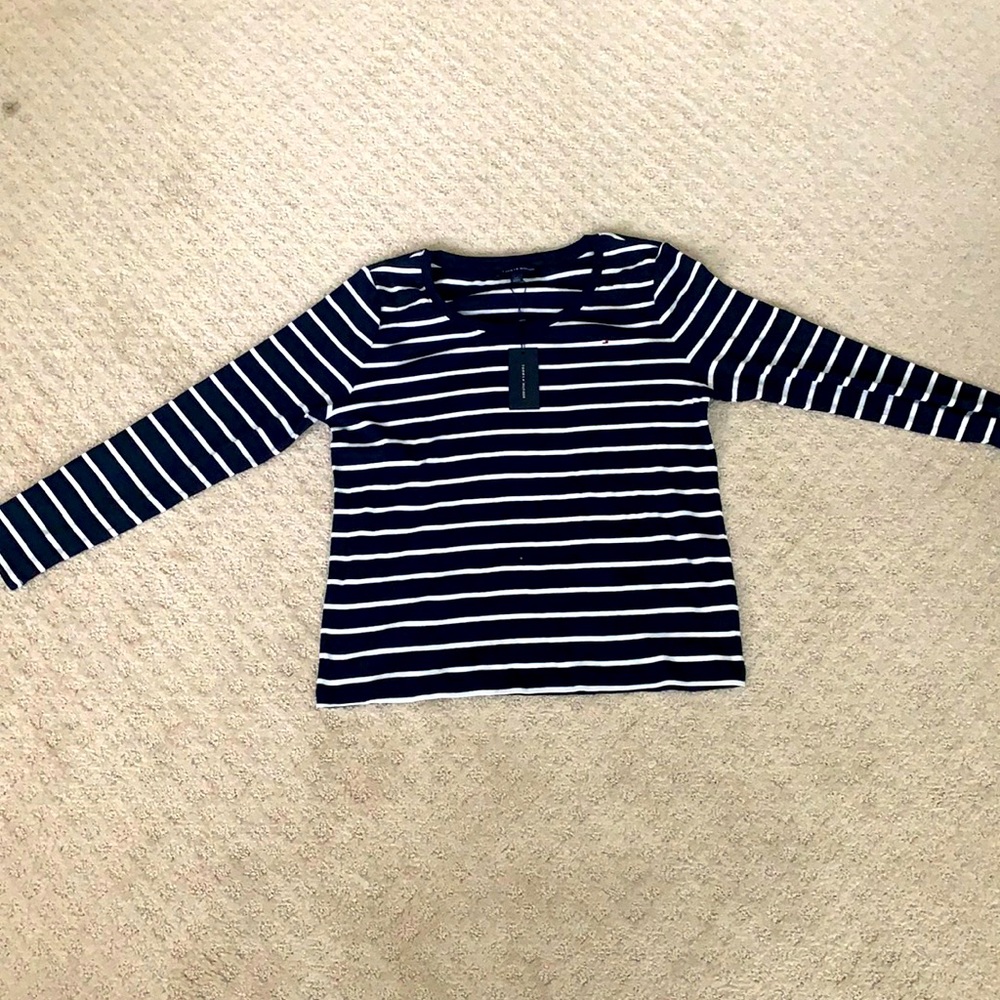 Tommy Hilfiger Flag Tee (Brand New)